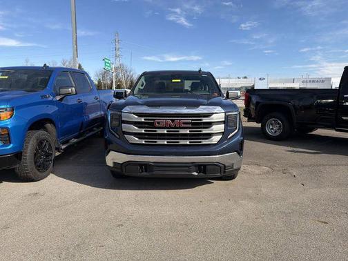2023 GMC Sierra 1500 SLE