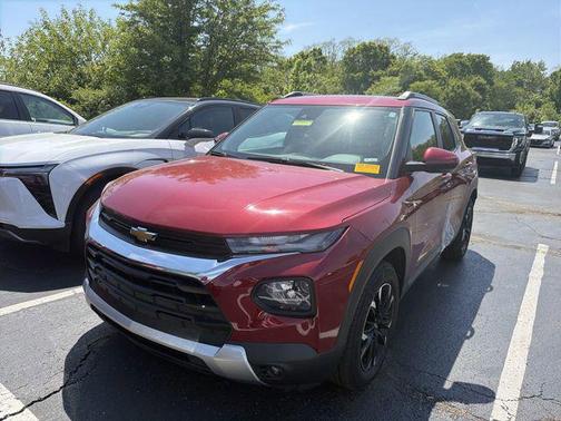 Scarlet Red Metallic 2021 Chevrolet Trailblazer LT