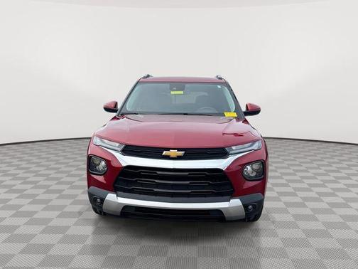 Scarlet Red Metallic 2021 Chevrolet Trailblazer LT