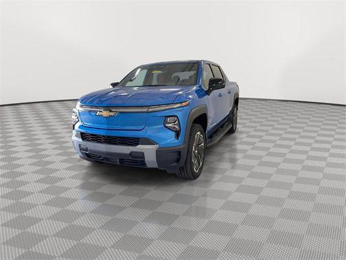 2025 Chevrolet Silverado EV LT