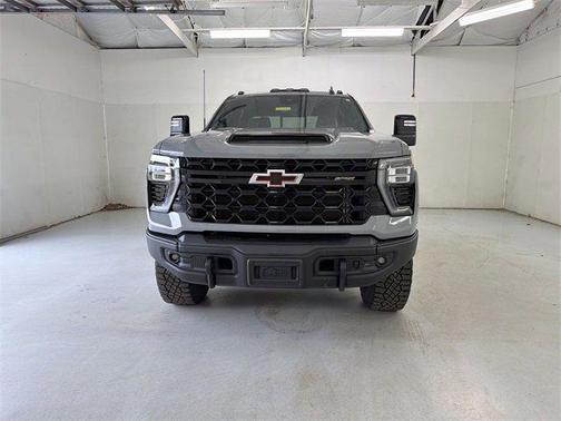 2024 Chevrolet Silverado 2500 4WD Crew Cab Standard Bed ZR2