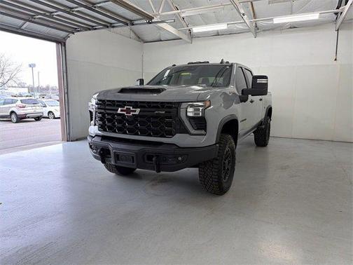 2024 Chevrolet Silverado 2500 4WD Crew Cab Standard Bed ZR2