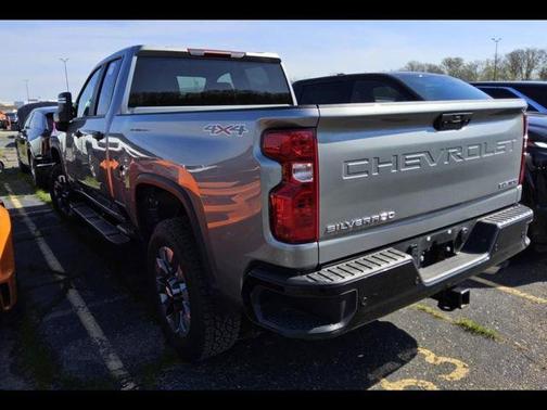 Sterling Gray Metallic 2025 Chevrolet Silverado 2500 Custom