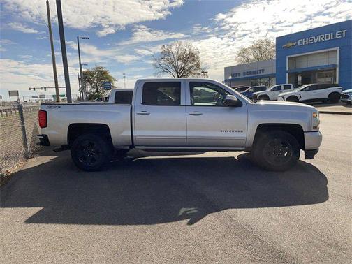 2017 Chevrolet Silverado 1500 2LT