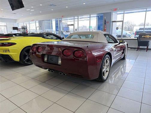 2003 Chevrolet Corvette Base