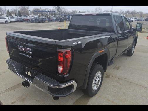 Onyx Black 2024 GMC Sierra 2500 Pro