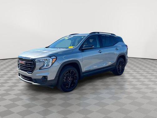Sterling Metallic 2024 GMC Terrain SLT