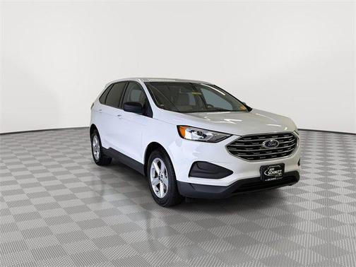 2020 Ford Edge SE