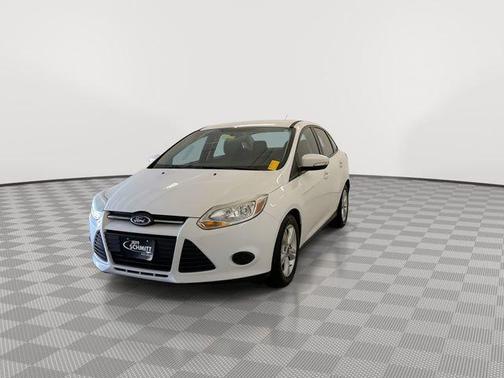 Oxford White 2014 Ford Focus SE