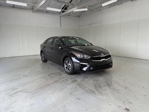Aurora Black 2021 Kia Forte LXS