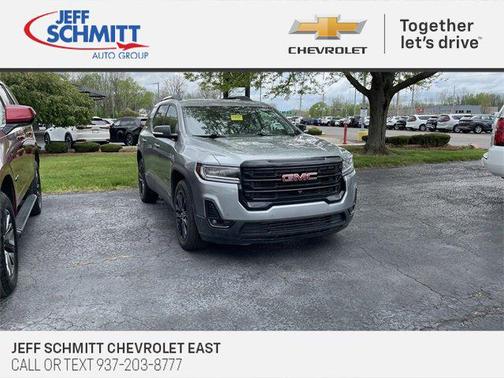2023 GMC Acadia AWD SLT