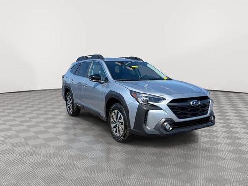 Ice Silver Metallic 2025 Subaru Outback Premium