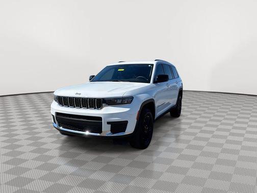 Bright White Clearcoat 2023 Jeep Grand Cherokee L Laredo