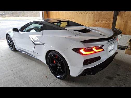 Arctic White 2025 Chevrolet Corvette E-Ray RWD Convertible 3LZ
