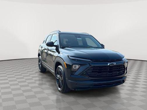 Mosaic Black Metallic 2026 Chevrolet Trailblazer LT