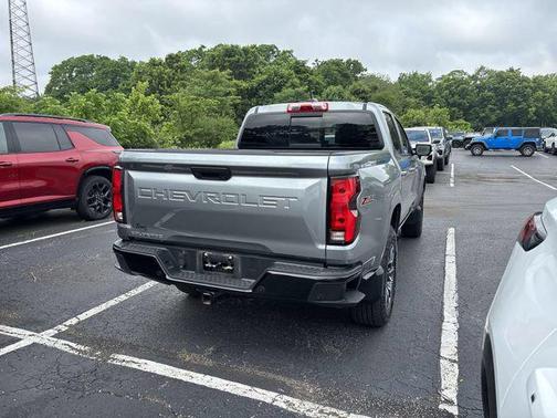 Sterling Gray Metallic 2023 Chevrolet Colorado Z71