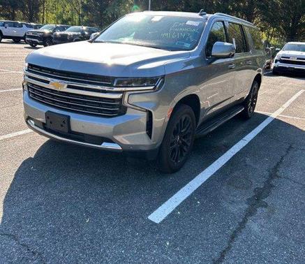 Sterling Gray Metallic 2023 Chevrolet Suburban LT