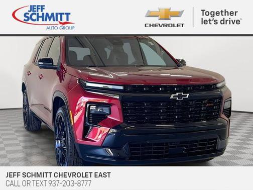 Radiant Red Tintcoat 2026 Chevrolet Traverse RS