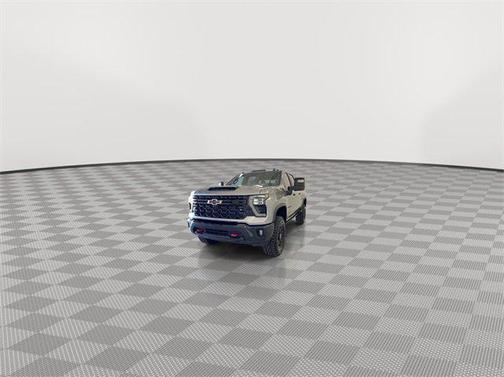 2025 Chevrolet Silverado 2500 4WD Crew Cab Standard Bed ZR2