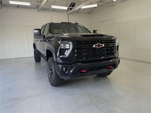 2025 Chevrolet Silverado 2500 4WD Crew Cab Standard Bed ZR2