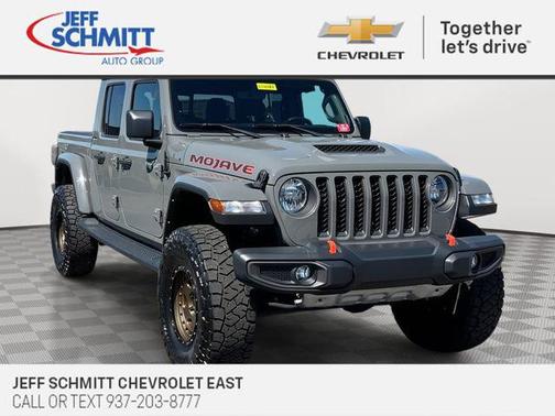 Sting-Gray Clearcoat 2023 Jeep Gladiator Mojave 4x4