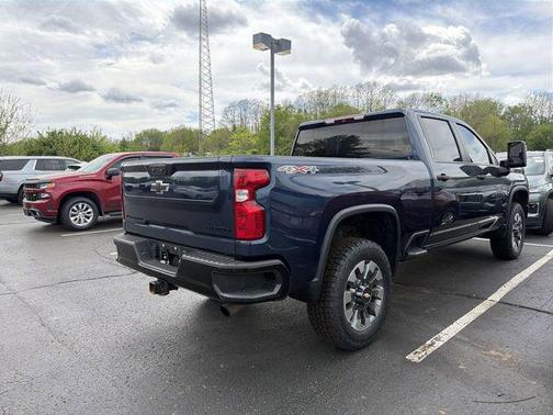 2023 Chevrolet Silverado 2500 Custom