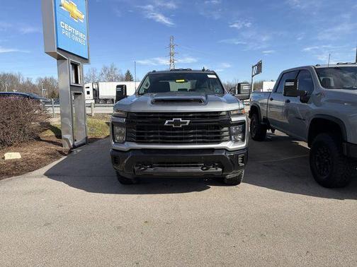 2025 Chevrolet Silverado 2500 Custom