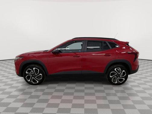 Apex Red 2026 Chevrolet Trax FWD 2RS