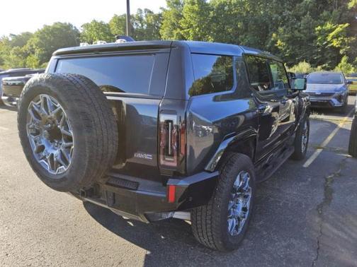 Graphite Blue Metallic 2026 GMC HUMMER EV SUV 3X