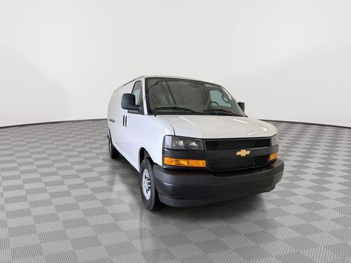 2026 Chevrolet Express 3500 3500 Extended Wheelbase, WT, RWD