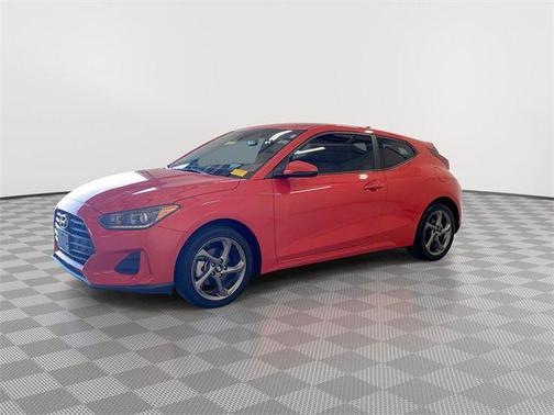 2020 Hyundai Veloster 2