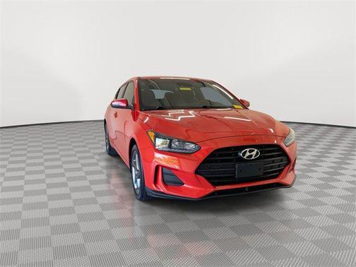2020 Hyundai Veloster 2