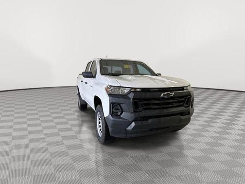 Summit White 2023 Chevrolet Colorado WT