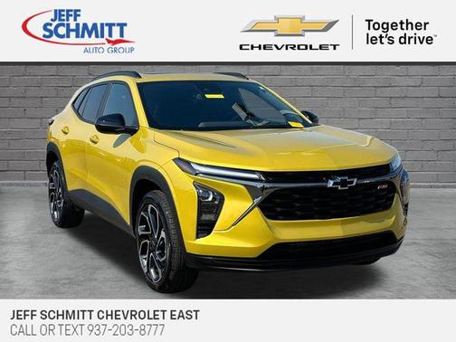 Nitro Yellow Metallic 2025 Chevrolet Trax FWD 2RS