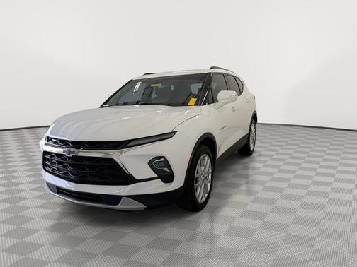 Summit White 2024 Chevrolet Blazer 3LT