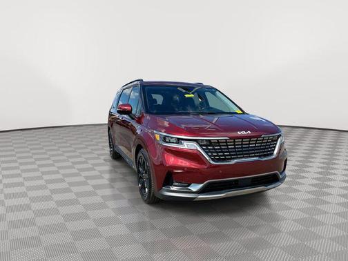 Flare Red 2024 Kia Carnival SX