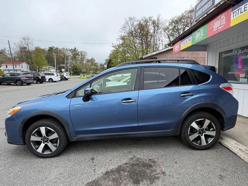 Quartz Blue Pearl 2016 Subaru Crosstrek Hybrid Base
