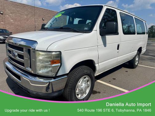 2011 Ford E350 Super Duty XLT