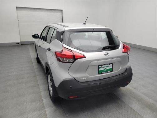 2020 Nissan Kicks S