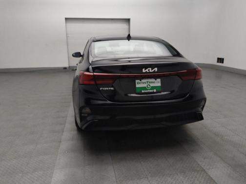Aurora Black 2022 Kia Forte LXS