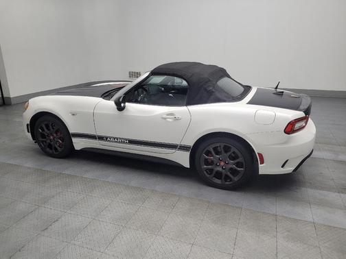2018 FIAT 124 Spider Base