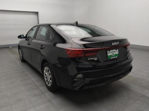 Aurora Black 2024 Kia Forte LX