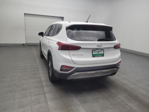 Quartz White 2019 Hyundai SANTA FE SE 2.4