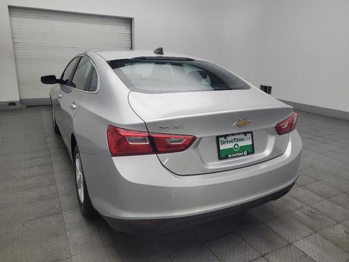 Silver Ice Metallic 2020 Chevrolet Malibu 1LS