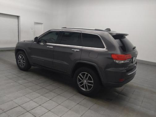 Granite Crystal Metallic Clearcoat 2017 Jeep Grand Cherokee Limited