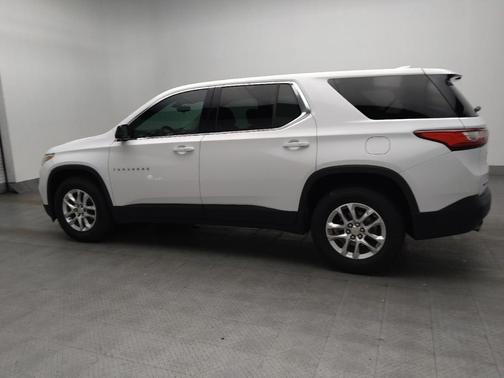 Summit White 2019 Chevrolet Traverse LS