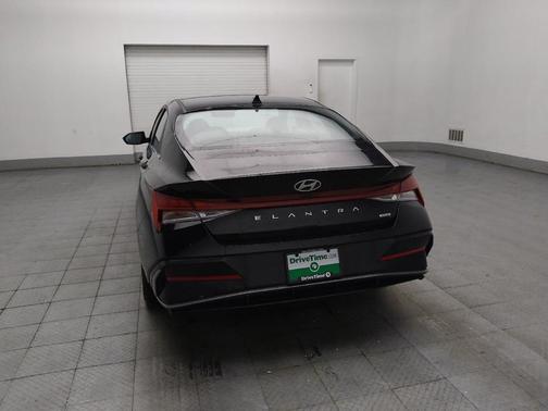 Abyss Black 2025 Hyundai ELANTRA HEV Limited
