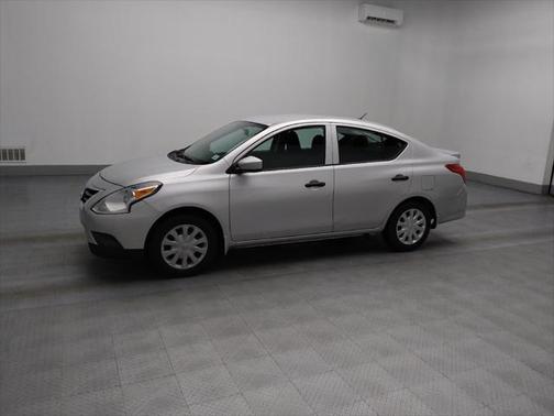2017 Nissan Versa 1.6 S+
