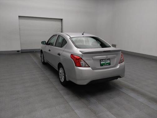 2017 Nissan Versa 1.6 S+