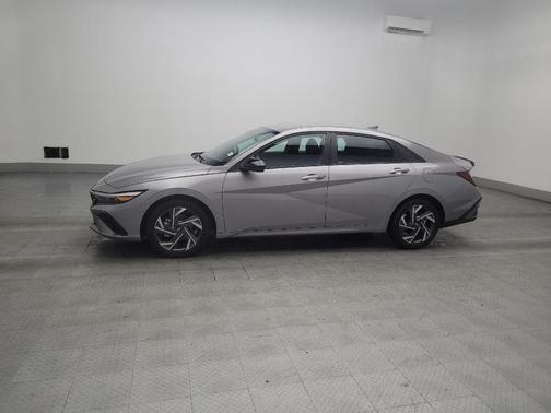 Fluid Metal 2025 Hyundai ELANTRA Sport